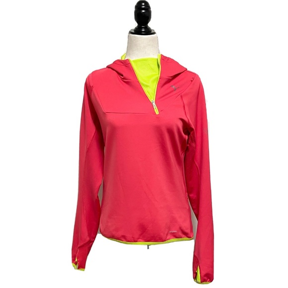 Puma Geranium Punch Windblock Hooded Soft Shell - Picture 2 of 13